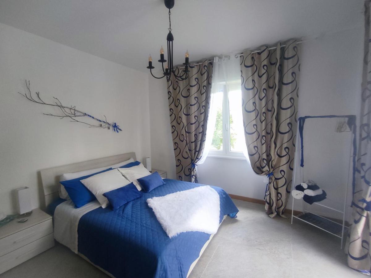 Tirano Express Luxury Apartments Ngoại thất bức ảnh