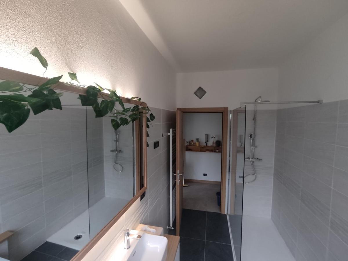 Tirano Express Luxury Apartments Ngoại thất bức ảnh