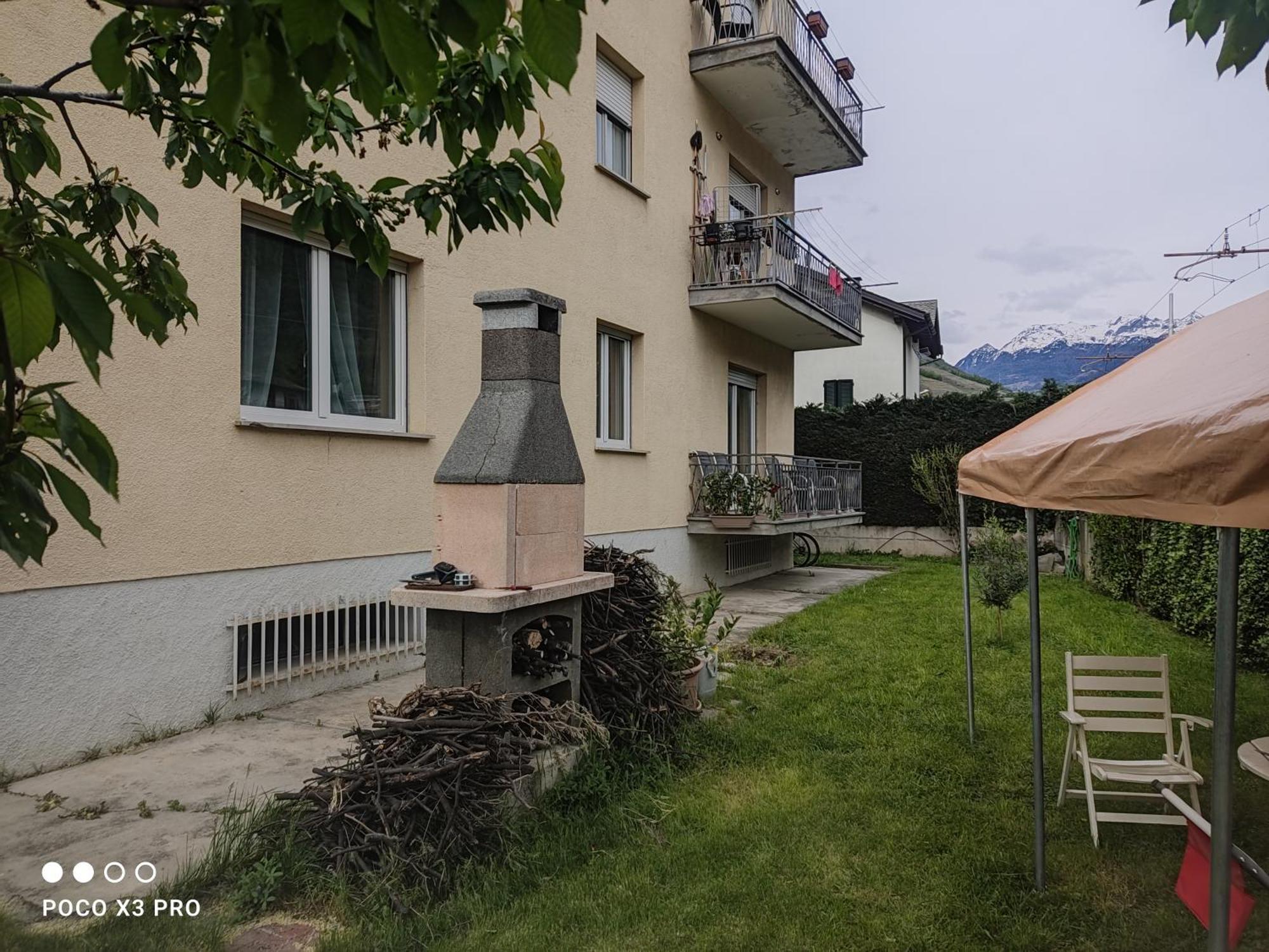 Tirano Express Luxury Apartments Ngoại thất bức ảnh